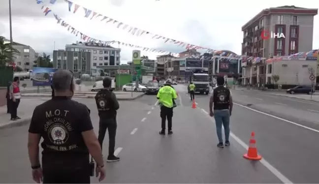 Pendik'te okul önlerinde sıkı denetim