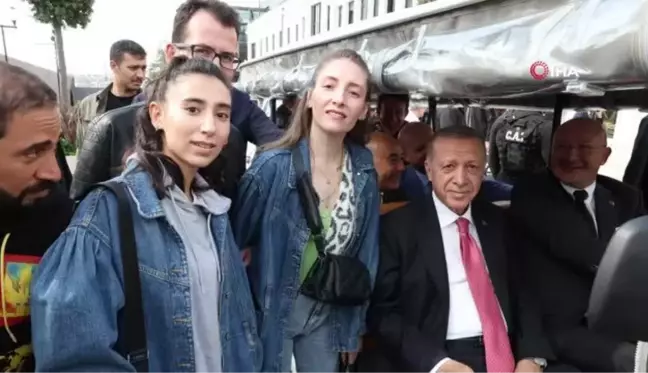 Cumhurbaşkanı Erdoğan, Galataport İstanbul'da incelemelerde bulundu