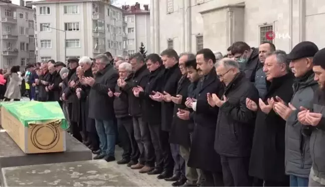 Deprem'de hayatını kaybeden diş teknisyeni, Ordu'da toprağa verildi