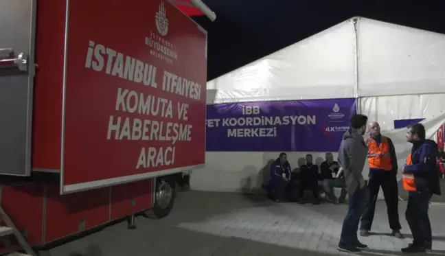 Hatay'da Görev Yapan İbb Afet Koordinasyon Merkezi Başkanı Remzi Albayrak: 