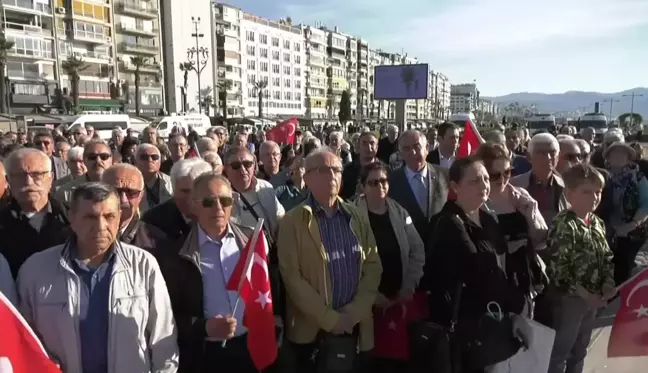 Emekli Astsubaylar İzmir'de Eylem Yaptı: 