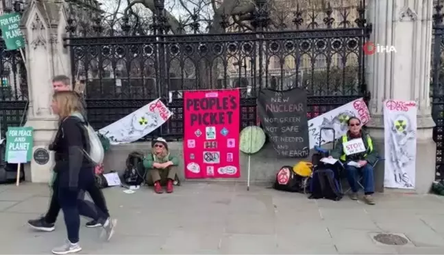 Londra'da iklim değişikliği protestosu