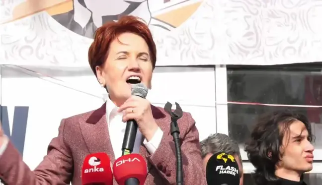 Meral Akşener: 