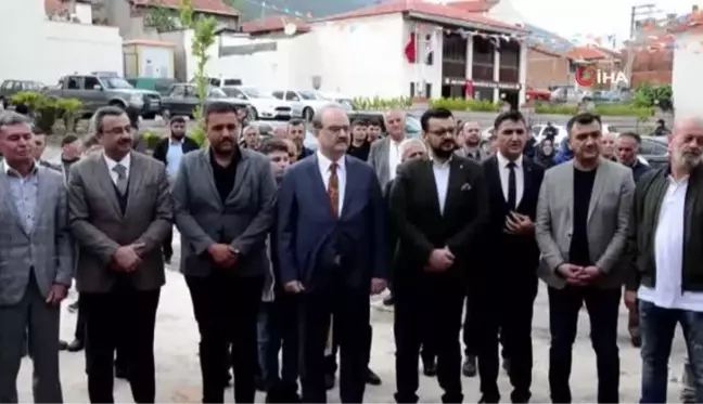 Kırkağaç Karaosmanzade Camii yeniden ibadete açıldı