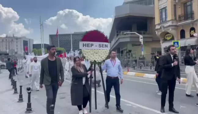 HEP-SEN, 1 Mayıs'ta Sağlık Sisteminin Hastalığını Protesto Etti