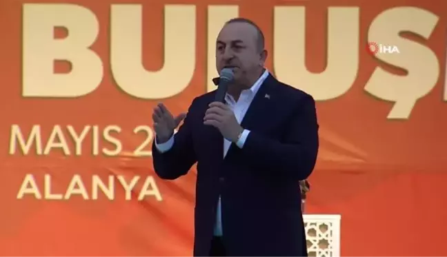 Bakan Çavuşoğlu'ndan Kıılıçdaroğlu'na 'Rus turist' çıkışı