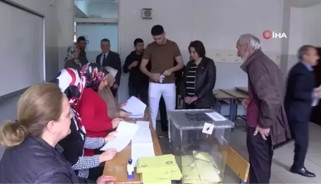 Ordu'da oy kullanma işlemi başladı