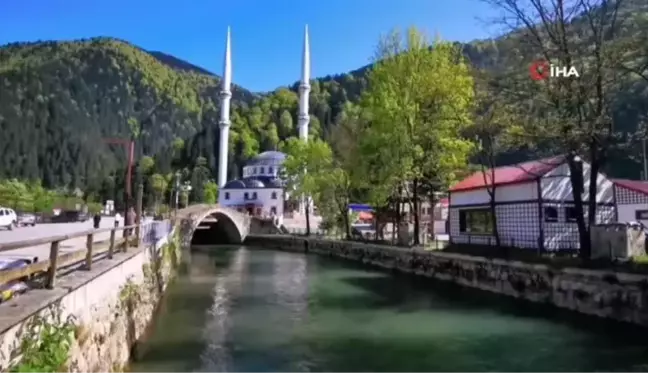 Uzungöl çamurdan arındı, eski görünümüne yeniden kavuştu