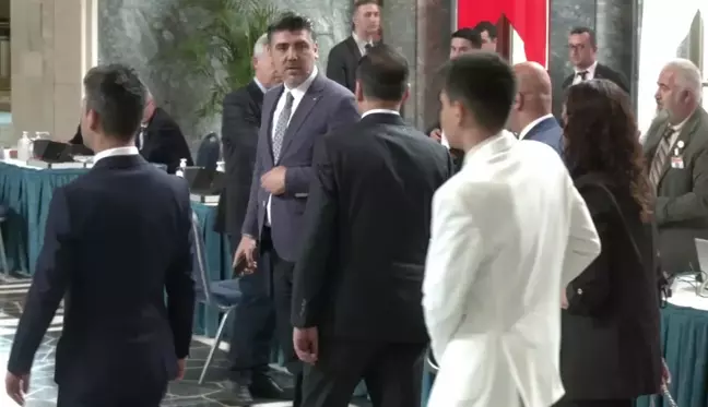 İYİ Parti Milletvekilleri Kayıt İşlemlerini Yaptırdı