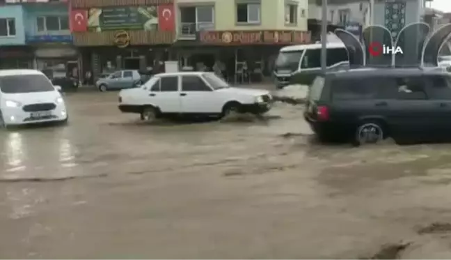 Hatay Kırıkhan'da Fırtına ve Şiddetli Yağış