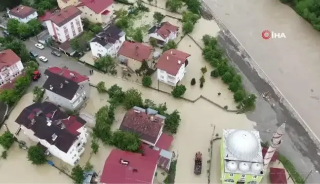 Kastamonu'da Üçüncü Kez Sel Felaketi: Yüzlerce Ev Sular Altında Kaldı