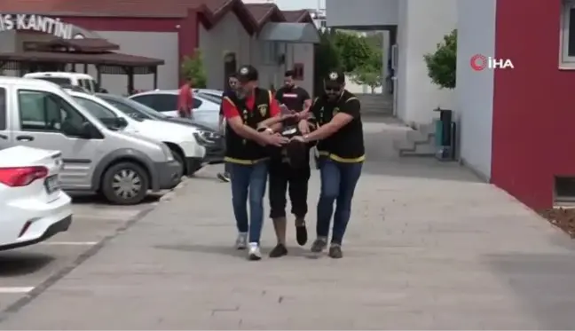 Adana'da polislere hakaret eden şahıs yakalandı