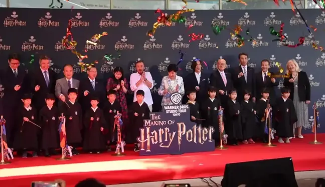 Harry Potter filmlerinin perde arkasını gösteren tema parkı Tokyo'da açıldı