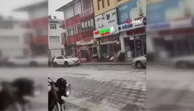 Tokat'ta 20 Dakika Süren Dolu Yağışı