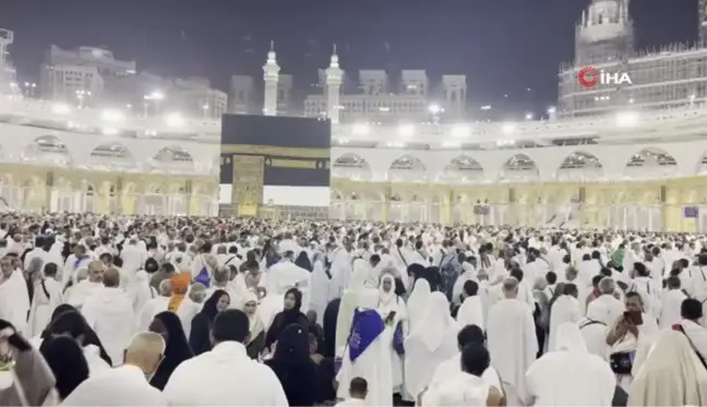 Milyonlarca Hacı Adayı Kabe'ye Kavuştu