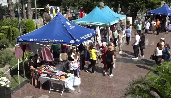 Buca Belediyesi ve Halk Eğitim Merkezi'nin Kursiyerleri El Emeği Ürünlerini Sergiledi