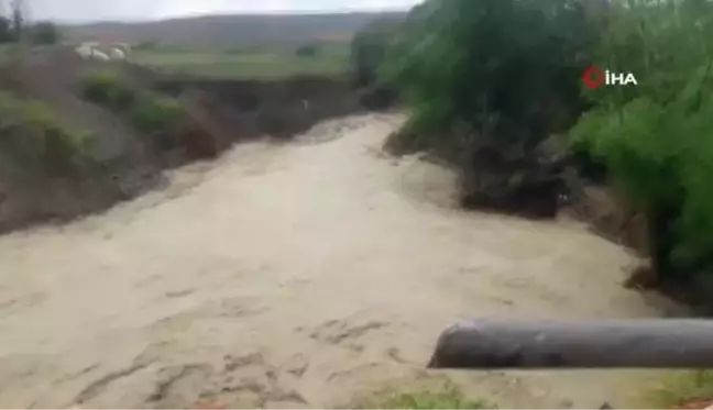 Haymana'da sağanak yağış sonrası sel