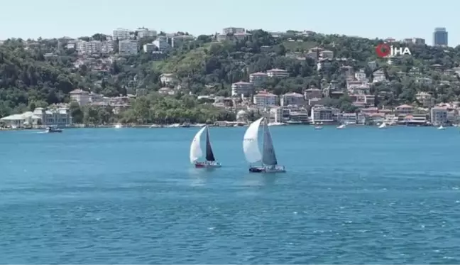 İstanbul Boğazında Yelkenli Şöleni