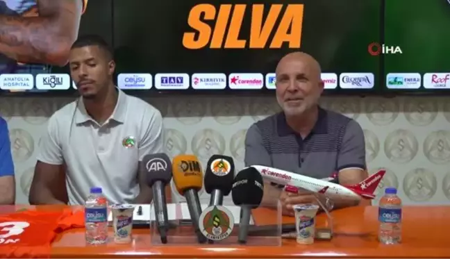 Alanyaspor, Anderson Oliveira Silva ile 4 yıllık sözleşme imzaladı