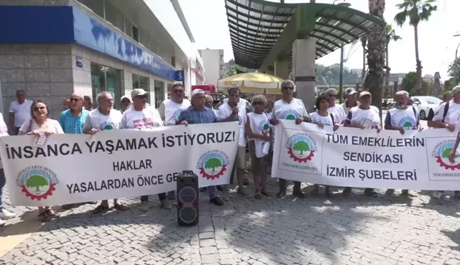 Emekliler, TÜİK'in enflasyon verilerini protesto etti