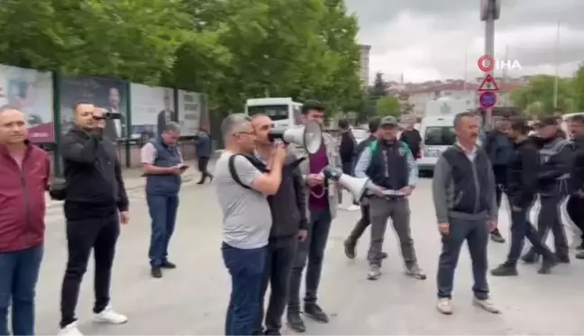 Valiliğin yasağını hiçe sayan LGBT topluluğuna polis müdahale etti: 10'u kadın 18 gözaltı