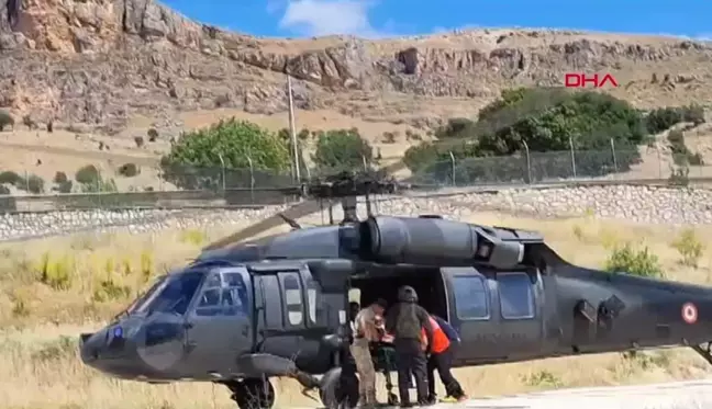 Tunceli'de Kalp Krizi Geçiren Hastaya Askeri Helikopter İle Sevki