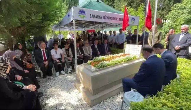 15 Temmuz şehidi 7'nci yıl dönümünde mezarı başında anıldı