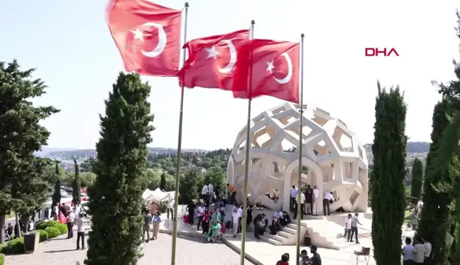 15 Temmuz Şehitler Anıtı'nda Şehitler Dualarla Anıldı