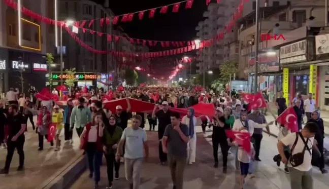 Van'da Demokrasi Yürüyüşü düzenlendi