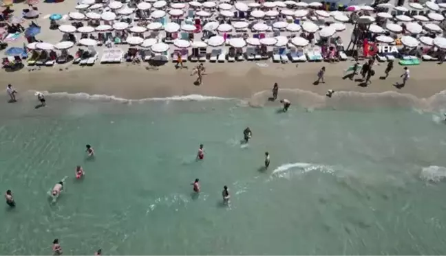 Kuşadası'nın Mavi Bayraklı plajlarına tam not