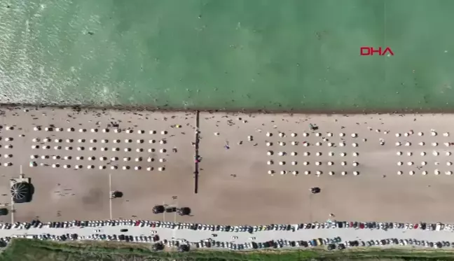 Beyşehir Gölü'nde Karaburun Plajı, Binlerce Misafiri Ağırlıyor