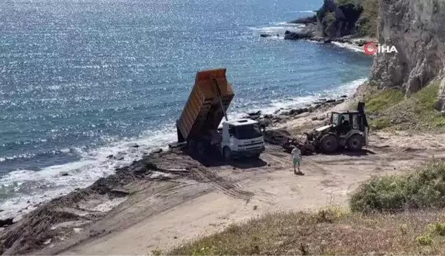 Kıyıköy Limanı'nda temizleme çalışmaları sürüyor