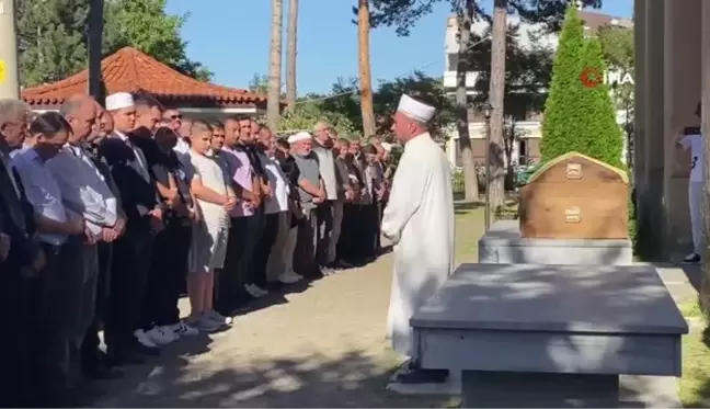 Kastamonu'da öldürülen taksi sürücüsü son yolculuğuna uğurlandı