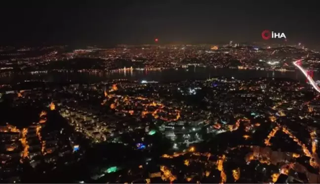 İstanbul'da hayran bırakan Süper Ay manzarası