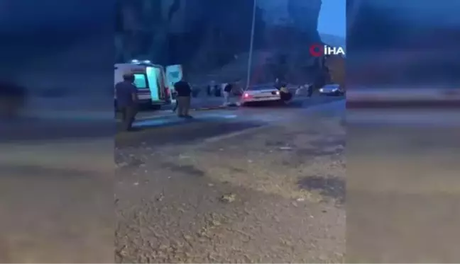 İspir'de iki otomobil tünel çıkışında çarpıştı: 1 ölü, 3 yaralı