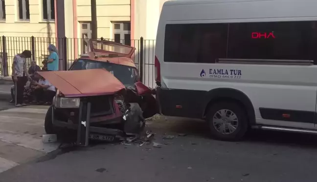 Gebze'de freni patlayan otomobil minibüse çarptı: 6 yaralı