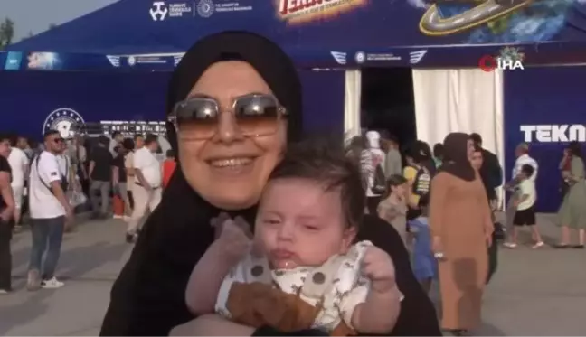 TEKNOFEST'in en küçük ziyaretçisi
