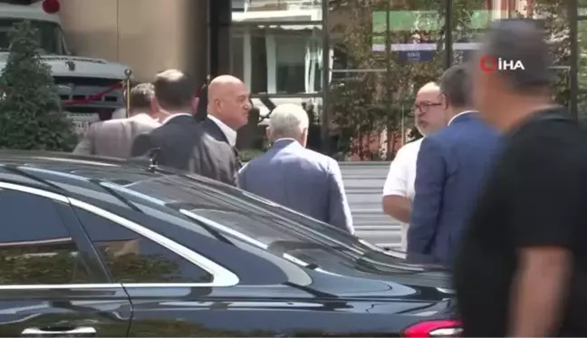 Binali Yıldırım, Ali Sabancı ve Vuslat Doğan Sabancı'yı hastanede ziyaret etti