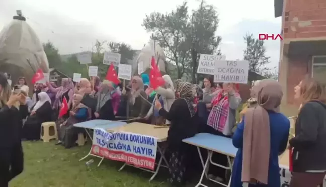 Kalker ocağı ve kırma eleme tesisi projesi ÇED toplantısı köylülerin tepkisiyle ertelendi