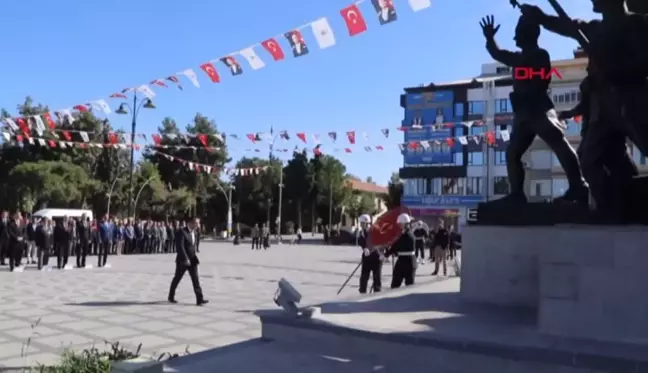 BURDUR'DA GAZİLER GÜNÜ TÖRENİ YAPILDI