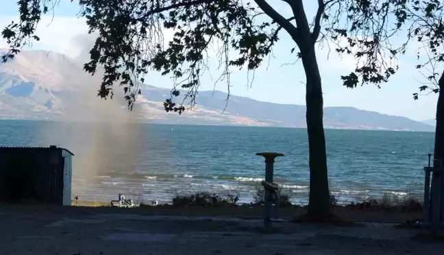 Eğirdir Gölü'nde 9 el bombası imha edildi