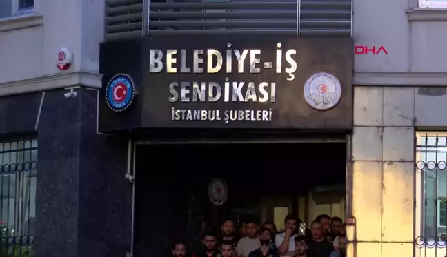 Belediye çalışanları toplu iş sözleşmesini protesto etti