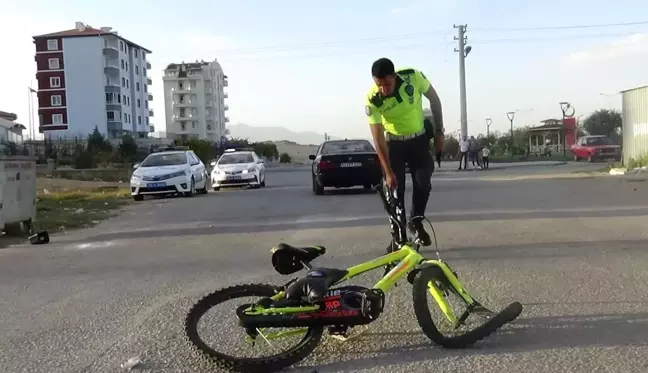 Karaman'da otomobilin arka tekerine bisikletiyle çarpan çocuk yaralandı