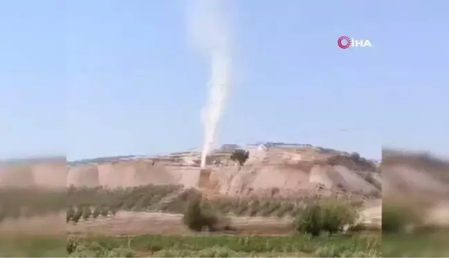 Hatay'da şantiye alanında çıkan hortum cep telefonu kamerasıyla görüntülendi