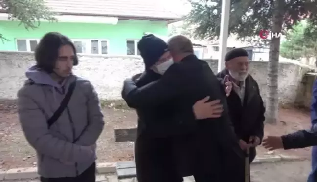 Denizli'de 3 Çocuğunun Annesini Öldüren Koca Suçlamaları Kabul Etmedi