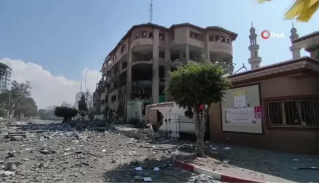 İsrail Gazze'deki İslam Üniversitesi'ni bombaladı