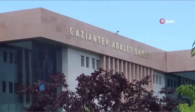 Asansörde bıçaklı tacizcinin cezası belli oldu