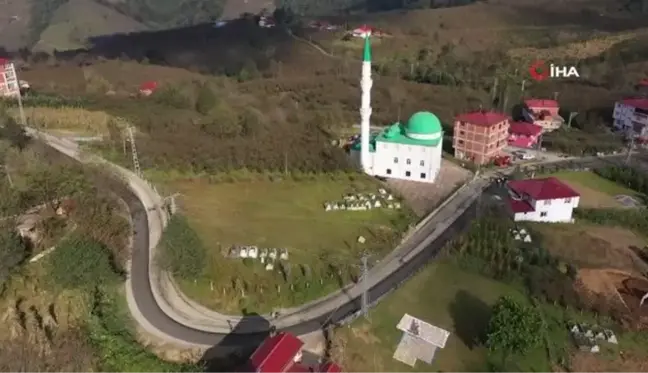 Ordu Büyükşehir, asfalt yol çalışmalarına devam ediyor