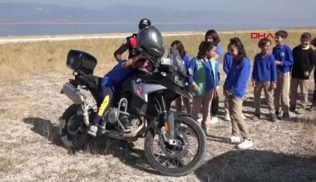 Burdur'da Çocuklara Yönelik Uçurtma Şenliği Düzenlendi