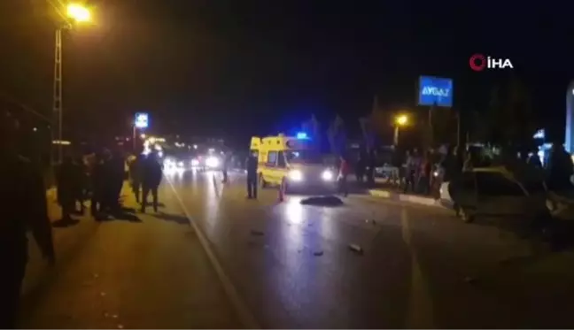 Mersin'de motosiklet ile otomobil çarpıştı: 1 ölü, 4 yaralı